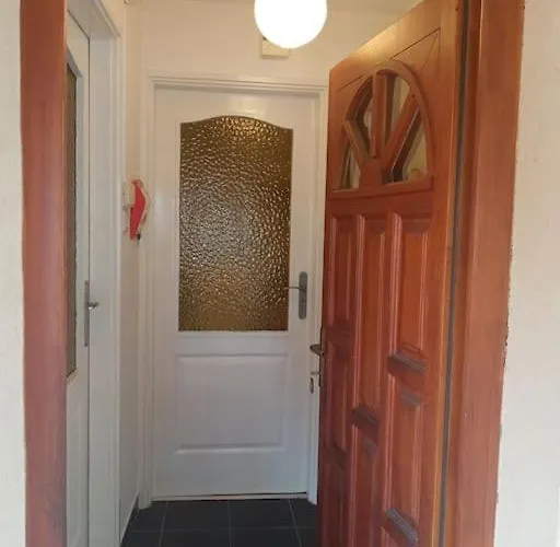Appartement D38 Pestelizabeth Apartman *